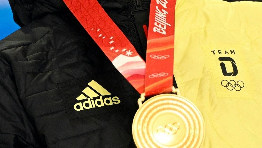 Team D: Goldmedaillen werden mit 20.000 Euro prämiert - Bildquelle: AFP/SID/TOBIAS SCHWARZ