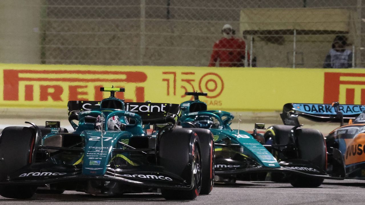 Verlierer: Aston Martin und Sebastian Vettel - Bildquelle: IMAGO/PanoramiC