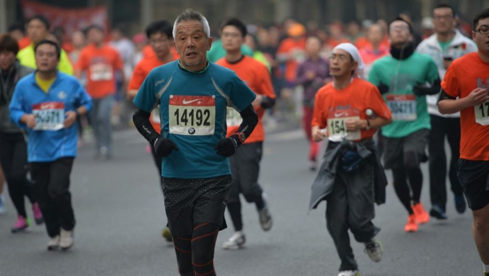 Shanghai-Marathon muss verschoben werden - Bildquelle: AFP/SID/PETER PARKS