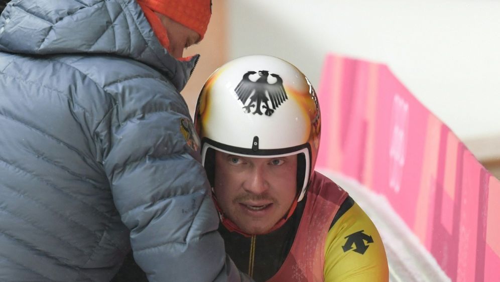 Loch findet die Vergabe der Spiele nach Peking falsch - Bildquelle: AFP/SID/MOHD RASFAN