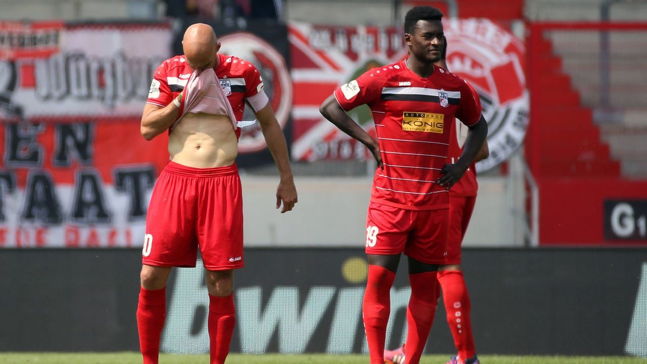 Rot-Weiß Erfurt (Saison 2017/18): Zehn Punkte abgezogen - Bildquelle: imago/foto2press