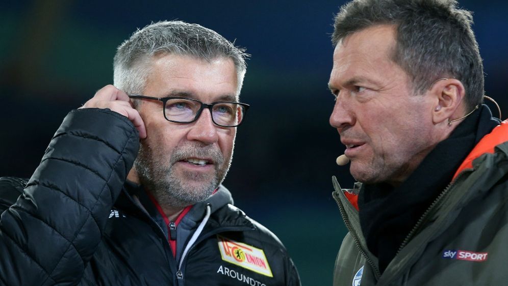 Lothar Matthäus mit Union Berlins Trainer Urs Fischer - Bildquelle: AFP/SID/RONNY HARTMANN