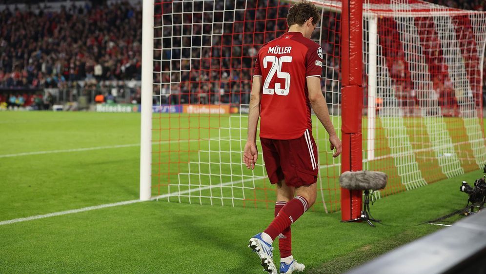 Thomas Müller vergab in der 71. Minute die große Chance zum zwischenzeitlich... - Bildquelle: 2022 Getty Images