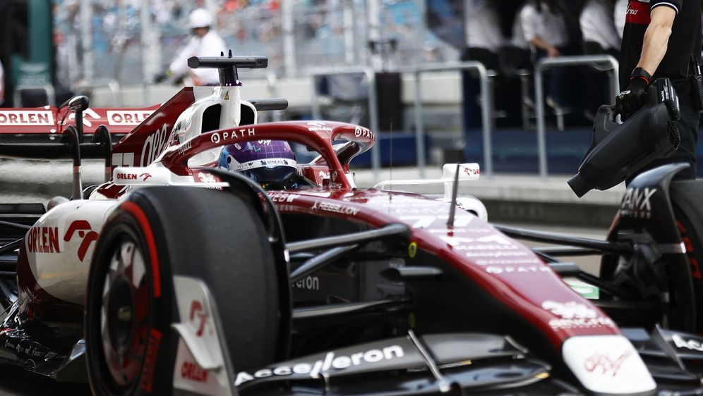 Valtteri Bottas erlebt im Sauber-Team gerade seinen zweiten Frühling - Bildquelle: Motorsport Images