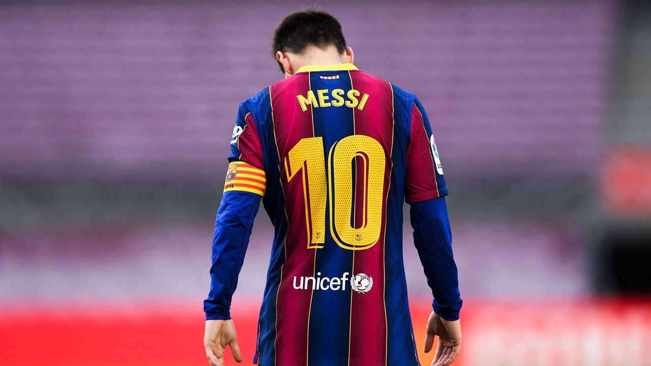 Lionel Messi Reaktionen Auf Seinen Abschied Vom Fc Barcelona [ 720 x 1280 Pixel ]