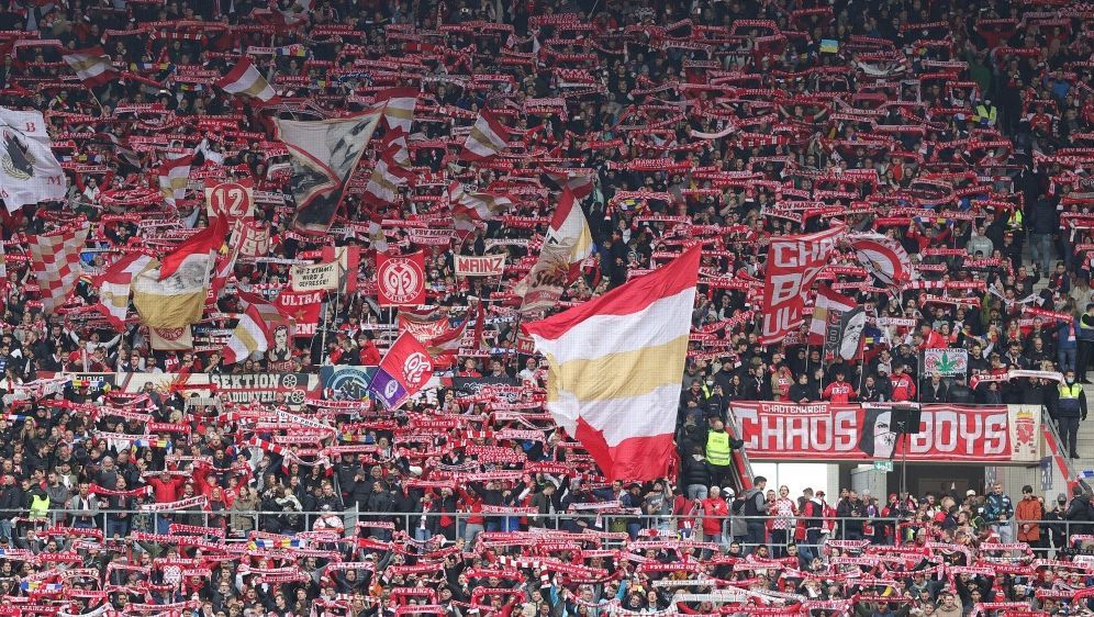 Mainz testet trotz enormer Fankritik gegen Newcastle - Bildquelle: FIRO/FIRO/SID/