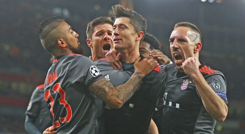 FC Bayern zum 16. Mal im Viertelfinale - Bildquelle: 2017 Getty Images