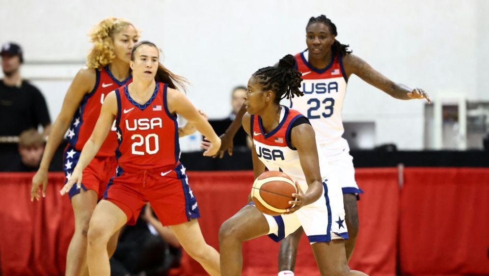 US-Frauen-Basketballteam im Viertelfinale gegen Serbien - Bildquelle: AFP/GETTY SID/NED DISHMAN