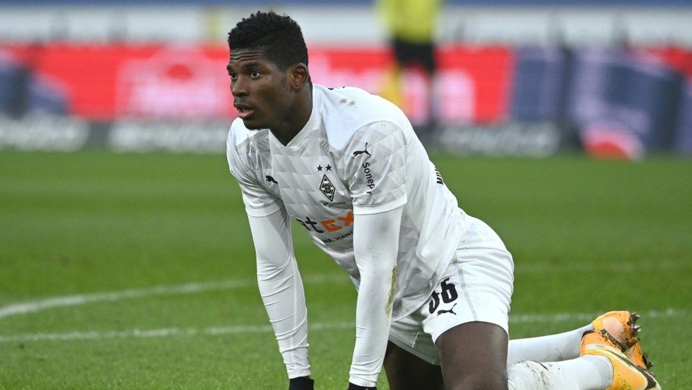 Gladbach Fragezeichen Hinter Embolo Und Plea
