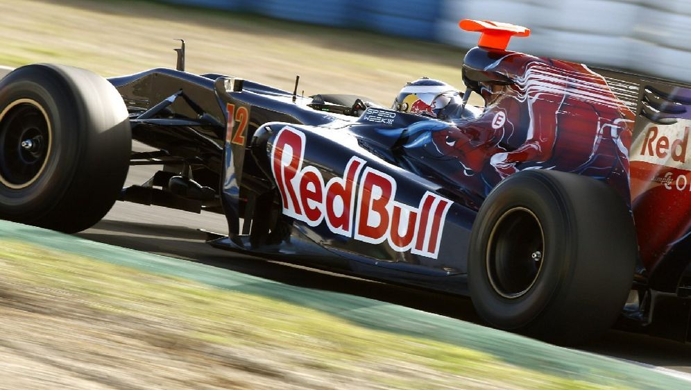 Mirko Bortolotti bei seinem einzigen Red-Bull-Test 2009 in Jerez im Toro Ros... - Bildquelle: Motorsport Images