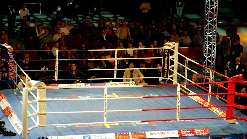 Nick Bier Zieht Bei Amateurbox Wm Ins Achtelfinale Ein