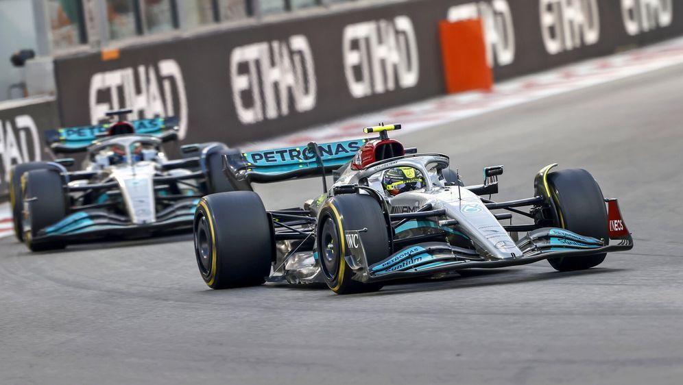 Mercedes war beim Rennen in Abu Dhabi wieder nur dritte Kraft - Bildquelle: Motorsport Images
