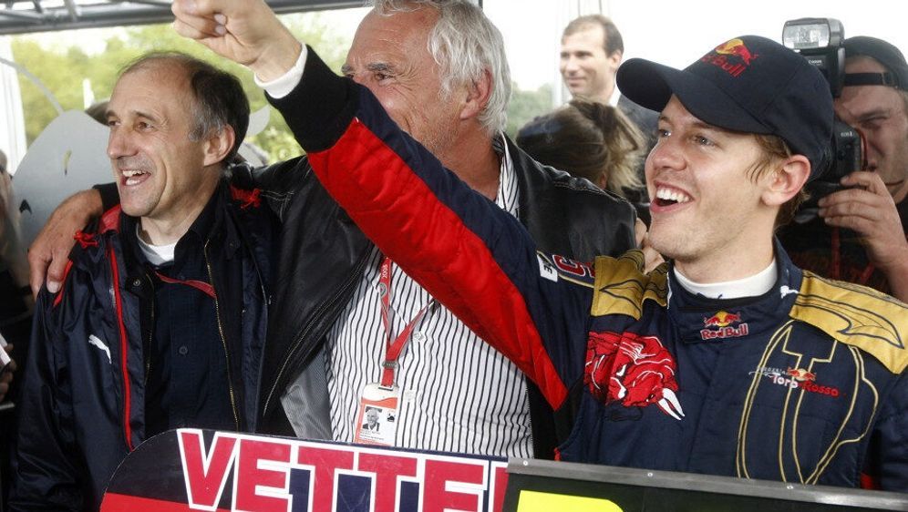 Franz Tost, Dietrich Mateschitz und Sebastian Vettel 2008 in Monza - Bildquelle: LAT