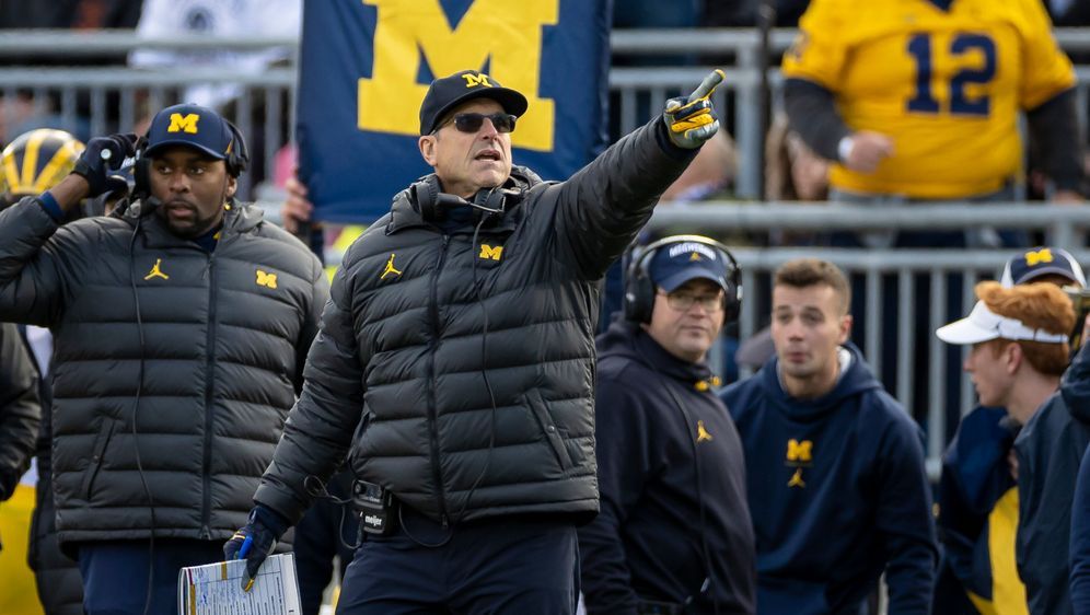 Jim Harbaugh ist seit 2015 Head Coach der Michigan Wolverines. - Bildquelle: 2021 Getty Images