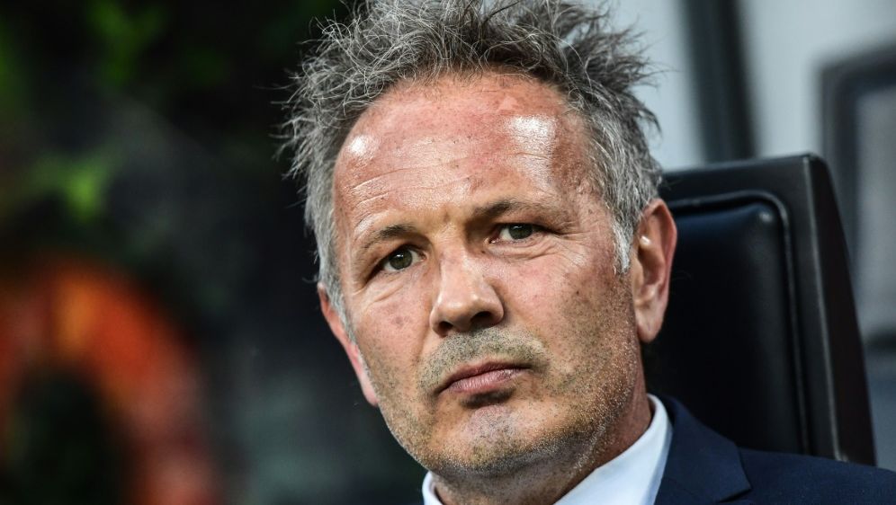 Italien Fc Bologna Trainer Mihajlovic Ubersteht Corona Infektion Ran