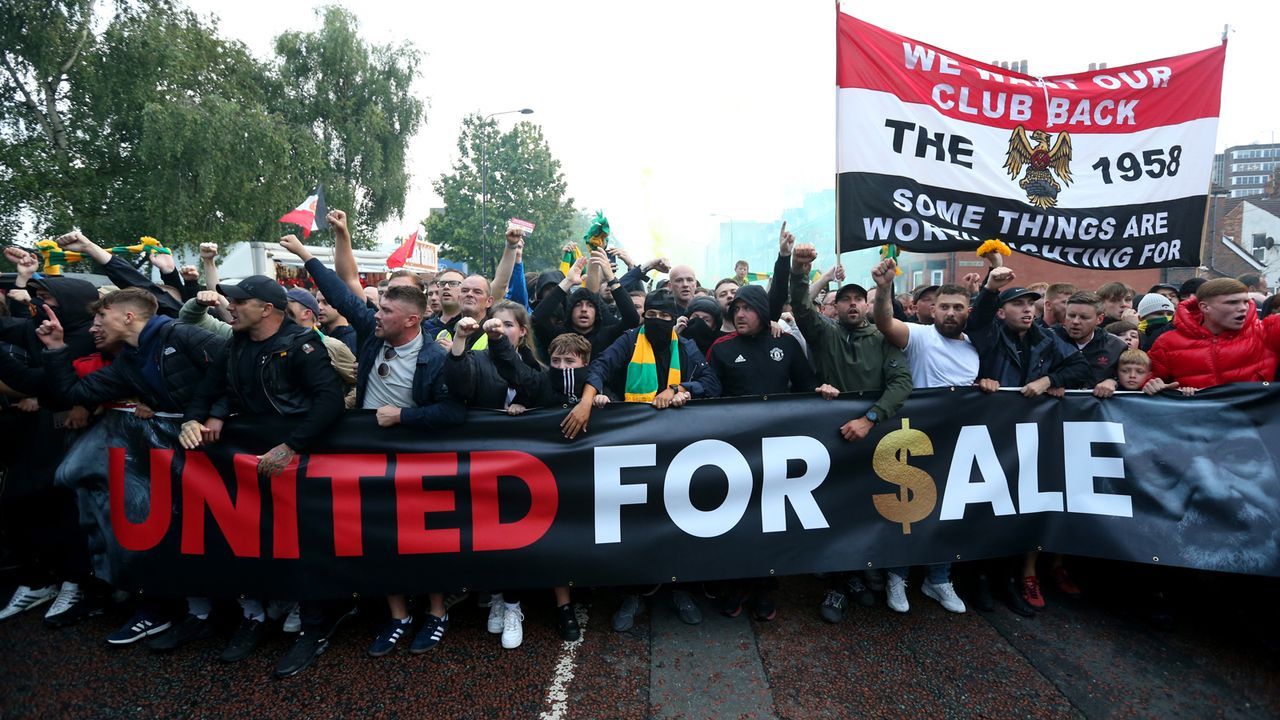 Fan-Proteste gegen die United-Besitzer - Bildquelle: 2022 Getty Images