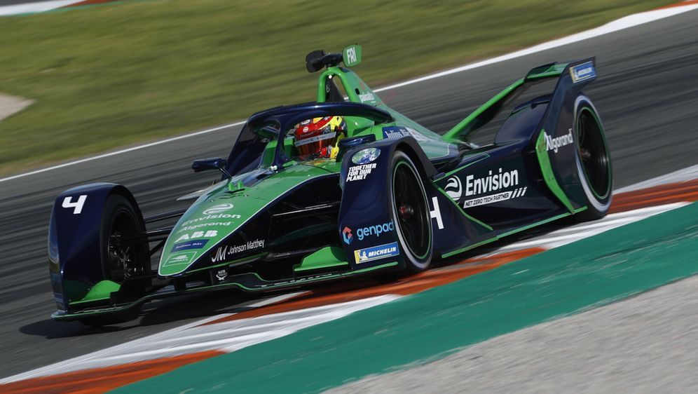 Robin Frijns war am ersten Testtag in Valencia der Schnellste. - Bildquelle: Motorsport Images