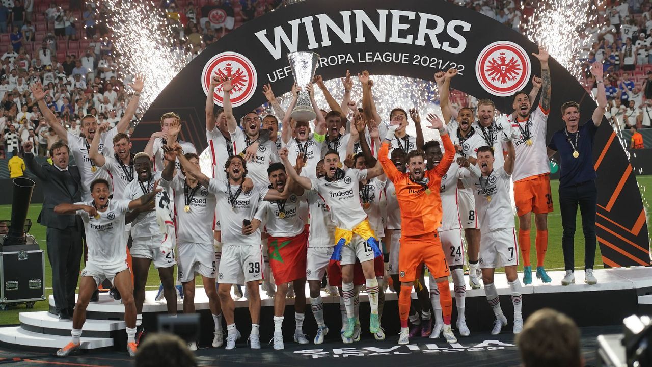 Eintracht Frankfurt gewinnt die Europa League! Die Pressestimmen - Bildquelle: Imago